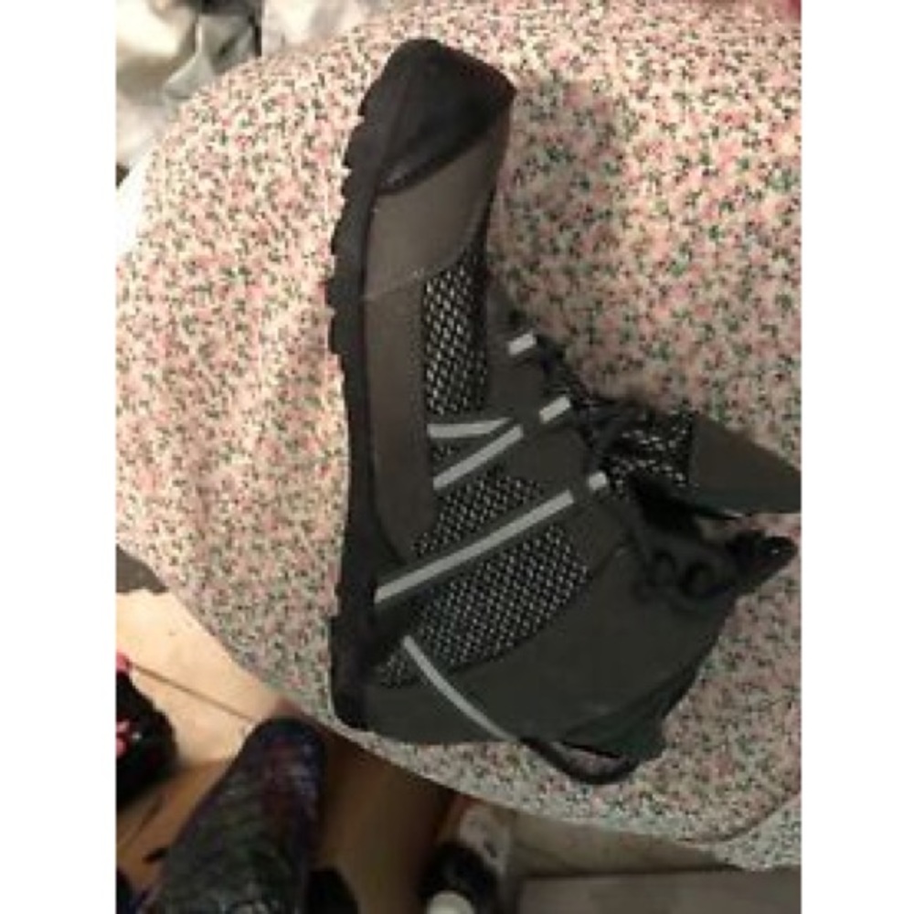 Rare   Discontinued   Hiking boot  unused  new, new smell